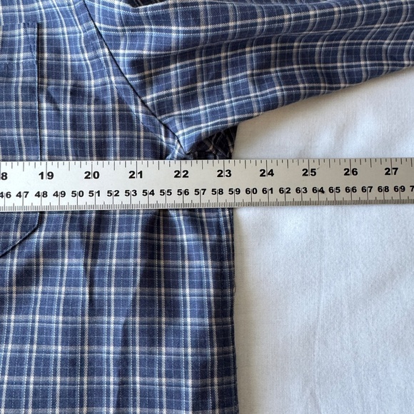 Haggar Men's L Mini-Plaid Long Sleeve Button Up Shirt‎ Wrinkle-Resistant Blue - Picture 8 of 12